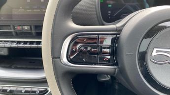 Fiat 500E 42kWh La Prima Hatchback 3dr Electric Auto (118 ps)