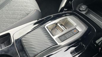 Peugeot 2008 50kWh Allure SUV 5dr Electric Auto (7kW Charger) (136 ps)