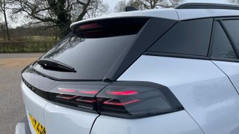 Peugeot 2008 50kWh Allure SUV 5dr Electric Auto (7kW Charger) (136 ps)