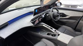 Peugeot 5008 1.2 HYBRID GT SUV 5dr Petrol Hybrid e-DSC6 Euro 6 (s/s) (136 ps)