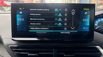 Peugeot 3008 SUV 1.6 13.2kWh Allure Premium + SUV 5dr Petrol Plug-in Hybrid e-EAT