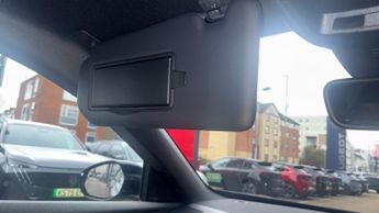 Vauxhall Grandland 1.2 Design SUV 5dr Petrol Hybrid e-DCT Euro 6 (s/s) (136 ps)