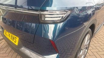 Vauxhall Grandland 1.2 Design SUV 5dr Petrol Hybrid e-DCT Euro 6 (s/s) (136 ps)