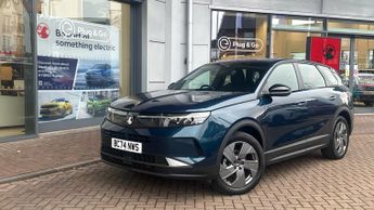 Vauxhall Grandland 1.2 Design SUV 5dr Petrol Hybrid e-DCT Euro 6 (s/s) (136 ps)