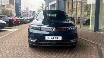 Vauxhall Grandland 1.2 Design SUV 5dr Petrol Hybrid e-DCT Euro 6 (s/s) (136 ps)