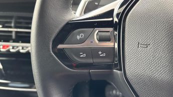 Peugeot 2008 1.2 HYBRID Allure SUV 5dr Petrol Hybrid e-DSC6 Euro 6 (s/s) (136