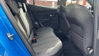 Peugeot 2008 1.2 HYBRID Allure SUV 5dr Petrol Hybrid e-DSC6 Euro 6 (s/s) (136