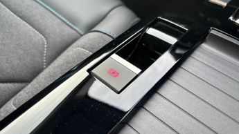 Citroen C4 X 50kWh Shine Fastback 4dr Electric Auto (7.4kW Charger) (136 ps)