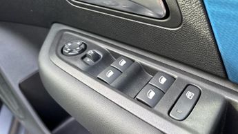 Citroen C4 X 50kWh Shine Fastback 4dr Electric Auto (7.4kW Charger) (136 ps)