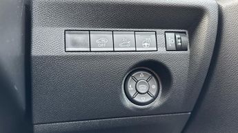 Citroen C4 X 50kWh Shine Fastback 4dr Electric Auto (7.4kW Charger) (136 ps)