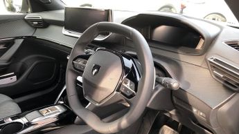 Peugeot 2008 1.2 HYBRID Allure SUV 5dr Petrol Hybrid e-DSC6 Euro 6 (s/s) (136