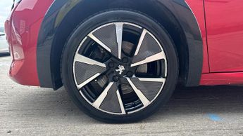 Peugeot 208 50kWh GT Premium Hatchback 5dr Electric Auto (136 ps)