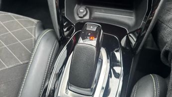 Peugeot 208 50kWh GT Premium Hatchback 5dr Electric Auto (136 ps)