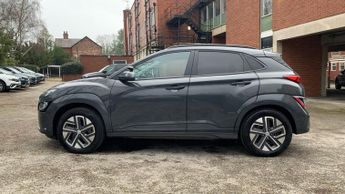 Hyundai Kona 39kWh Premium SUV 5dr Electric Auto (10.5kW Charger) (136 ps)