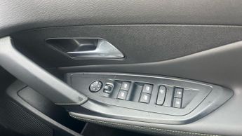 Peugeot 408 1.2 HYBRID GT Fastback 5dr Petrol Hybrid e-DSC6 Euro 6 (s/s) (13