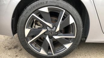 Peugeot 308 1.2 PureTech Allure Premium Hatchback 5dr Petrol EAT Euro 6 (s/s