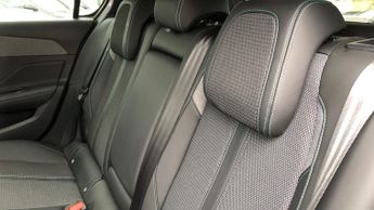 Peugeot 308 1.2 PureTech Allure Premium Hatchback 5dr Petrol EAT Euro 6 (s/s