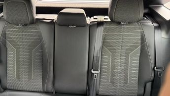 Peugeot 3008 73kWh Allure SUV 5dr Electric Auto (210 ps)