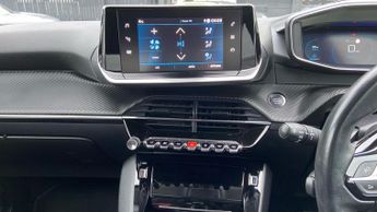Peugeot 2008 1.2 PureTech Allure SUV 5dr Petrol EAT Euro 6 (s/s) (130 ps)