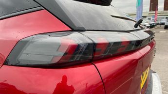 Peugeot 2008 1.2 PureTech Allure SUV 5dr Petrol EAT Euro 6 (s/s) (130 ps)