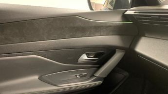 Peugeot 308 1.2 HYBRID GT Hatchback 5dr Petrol Hybrid e-DSC6 Euro 6 (s/s) (1