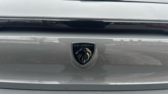 Peugeot 308 54kWh GT Hatchback 5dr Electric Auto (156 ps)