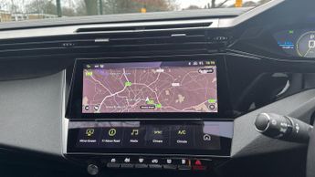 Peugeot 308 54kWh GT Hatchback 5dr Electric Auto (156 ps)