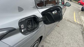 Peugeot 308 54kWh GT Hatchback 5dr Electric Auto (156 ps)