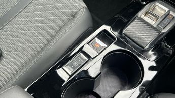 Peugeot 2008 1.2 HYBRID Allure SUV 5dr Petrol Hybrid e-DSC6 Euro 6 (s/s) (136