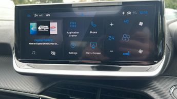 Peugeot 2008 1.2 HYBRID Allure SUV 5dr Petrol Hybrid e-DSC6 Euro 6 (s/s) (136