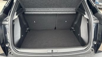 Peugeot 2008 1.2 HYBRID Allure SUV 5dr Petrol Hybrid e-DSC6 Euro 6 (s/s) (136
