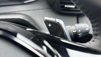 Peugeot 2008 1.2 HYBRID Allure SUV 5dr Petrol Hybrid e-DSC6 Euro 6 (s/s) (136