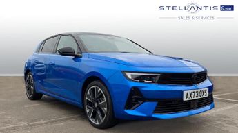 Vauxhall Astra Electric 54kWh Ultimate Hatchback 5dr Electric Auto (156 ps)