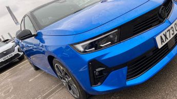 Vauxhall Astra Electric 54kWh Ultimate Hatchback 5dr Electric Auto (156 ps)