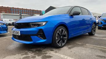 Vauxhall Astra Electric 54kWh Ultimate Hatchback 5dr Electric Auto (156 ps)