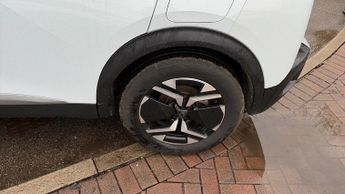 Peugeot 2008 50kWh Allure SUV 5dr Electric Auto (7kW Charger) (136 ps)