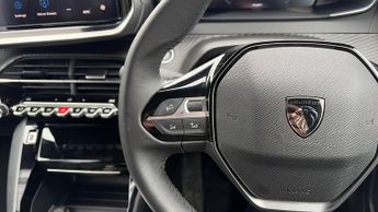 Peugeot 2008 50kWh Allure SUV 5dr Electric Auto (7kW Charger) (136 ps)