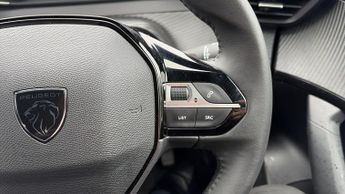 Peugeot 2008 50kWh Allure SUV 5dr Electric Auto (7kW Charger) (136 ps)