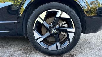 Vauxhall Grandland Electric 73kWh Ultimate SUV 5dr Electric Auto (213 ps)