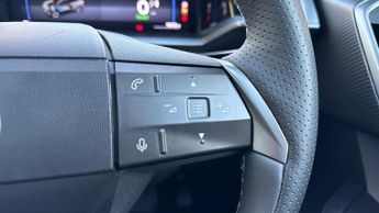 Vauxhall Grandland Electric 73kWh Ultimate SUV 5dr Electric Auto (213 ps)