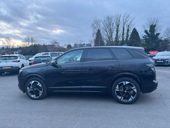 Vauxhall Grandland Electric 73kWh Ultimate SUV 5dr Electric Auto (213 ps)