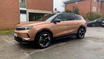 Vauxhall Grandland Electric 73kWh Ultimate SUV 5dr Electric Auto (213 ps)
