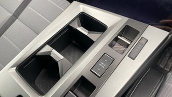 Vauxhall Grandland Electric 73kWh Ultimate SUV 5dr Electric Auto (213 ps)