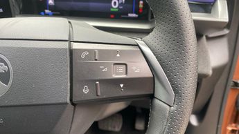 Vauxhall Grandland Electric 73kWh Ultimate SUV 5dr Electric Auto (213 ps)