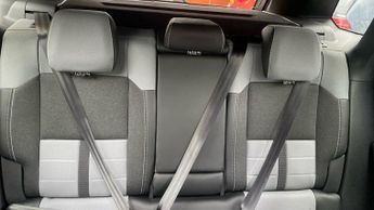 Vauxhall Grandland Electric 73kWh Ultimate SUV 5dr Electric Auto (213 ps)