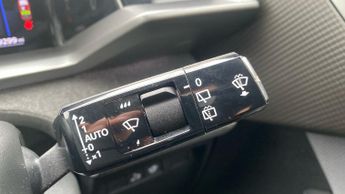 Vauxhall Grandland Electric 73kWh Ultimate SUV 5dr Electric Auto (213 ps)