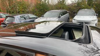 Vauxhall Grandland Electric 73kWh Ultimate SUV 5dr Electric Auto (213 ps)