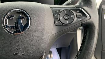 Vauxhall Mokka Electric 50kWh SRi Premium SUV 5dr Electric Auto (136 ps)