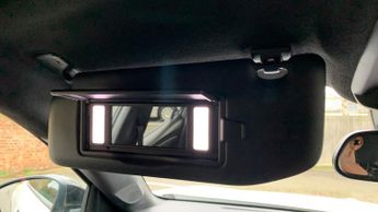 Vauxhall Mokka Electric 50kWh SRi Premium SUV 5dr Electric Auto (136 ps)