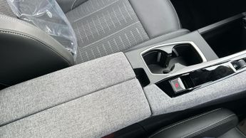 Peugeot 3008 73kWh GT SUV 5dr Electric Auto (210 ps)
